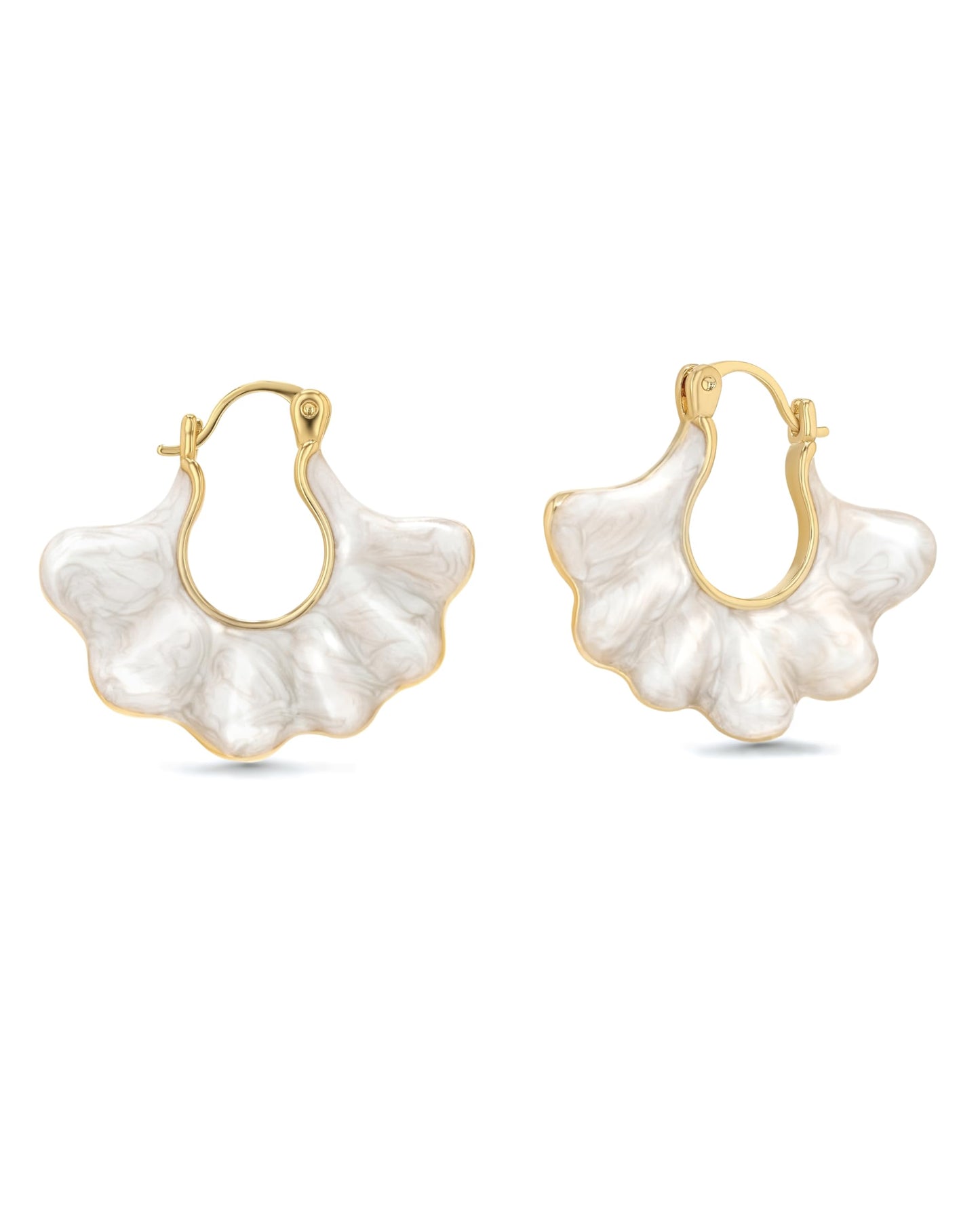 Golden Chic Dangle Earrings