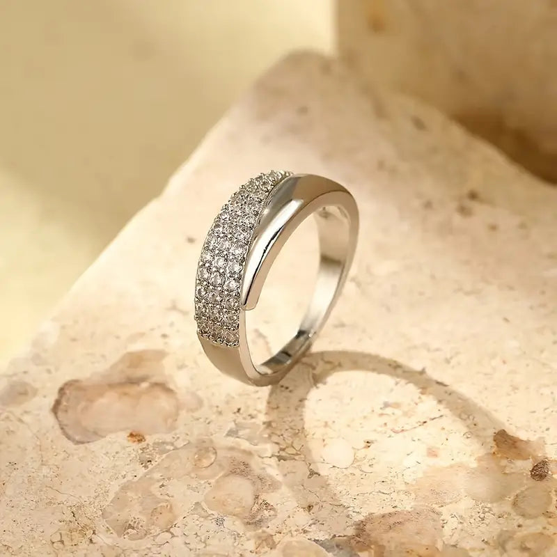Élégante bague réglable étincelante