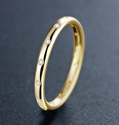 Elegant Ring Band